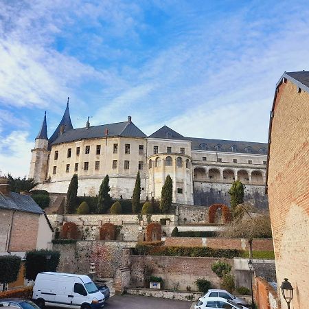 Cote Chateau Gaillon Екстериор снимка
